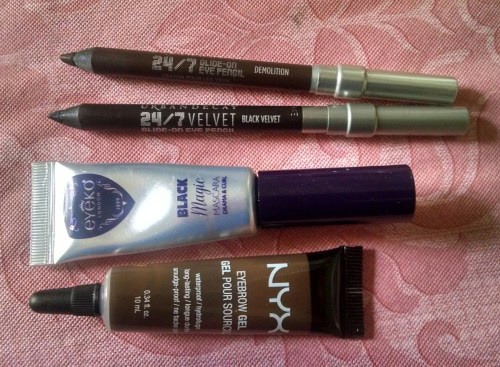 Eye Makeup for Pink Look7