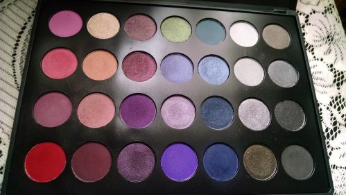 New England Eye shadow