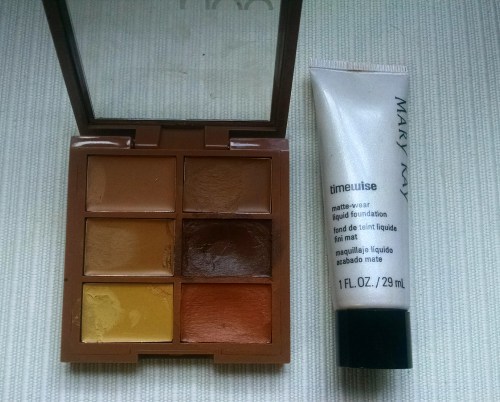 Broncos Face Makeup.jpg