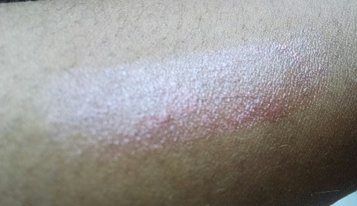 May ipsy Swatch 3.jpg